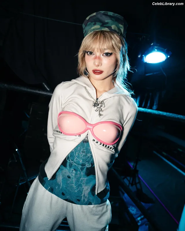 XG (Kpop) photo 10 of 3042