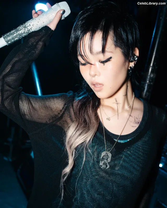 XG (Kpop) photo 12 of 3042