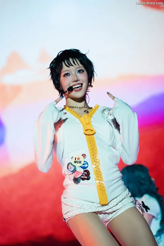 XG (Kpop) photo 15 of 3042