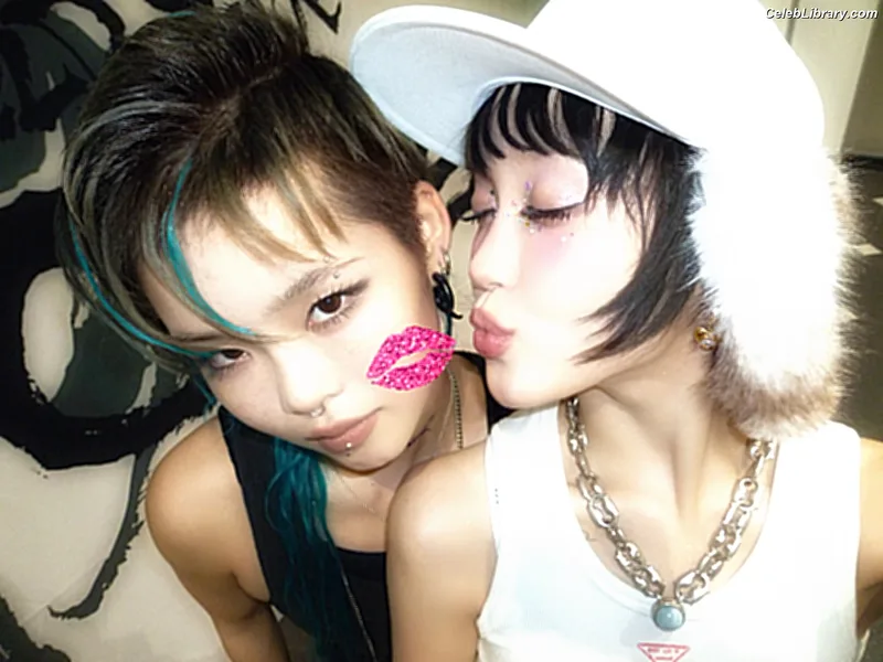 XG (Kpop) photo 7 of 3042