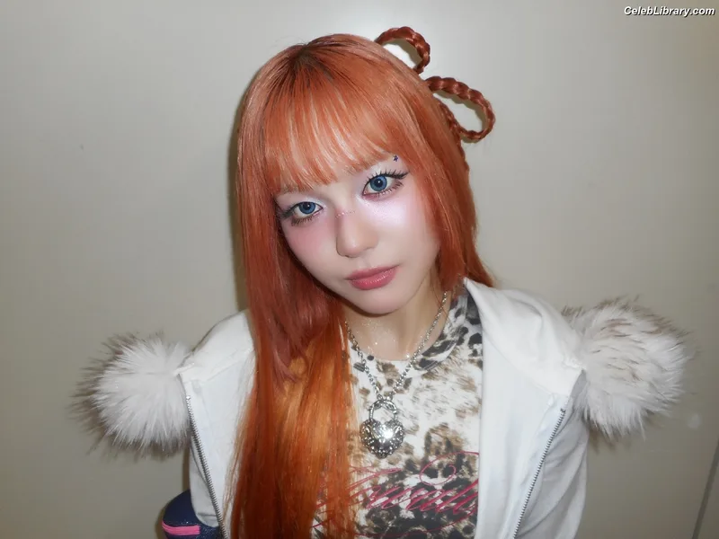 XG (Kpop) photo 2 of 3042