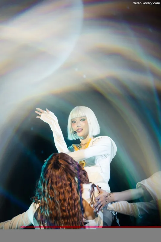 XG (Kpop) photo 13 of 3042