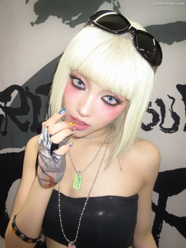 XG (Kpop) photo 14 of 3042