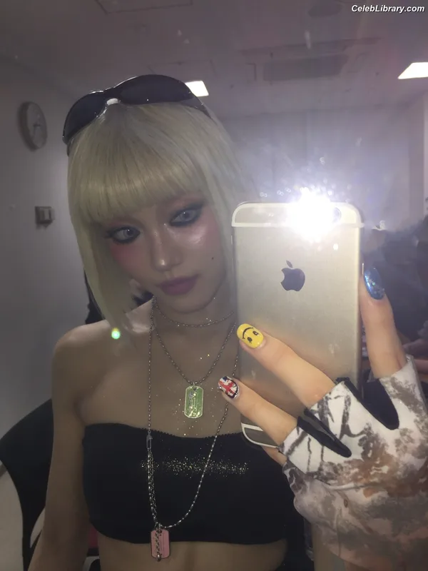 XG (Kpop) photo 15 of 3042