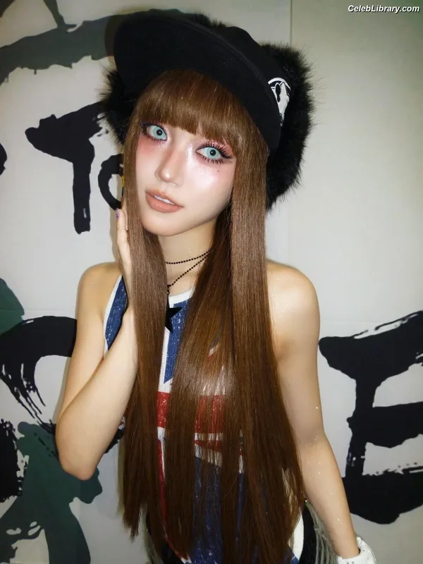 XG (Kpop) photo 11 of 3042