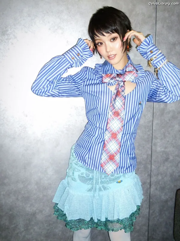 XG (Kpop) photo 13 of 3042