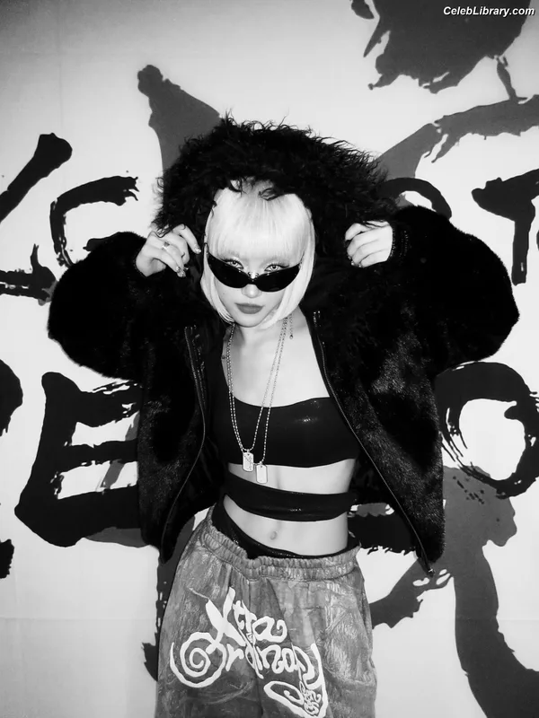 XG (Kpop) photo 17 of 3042