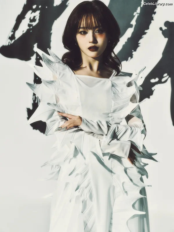 XG (Kpop) photo 11 of 3042