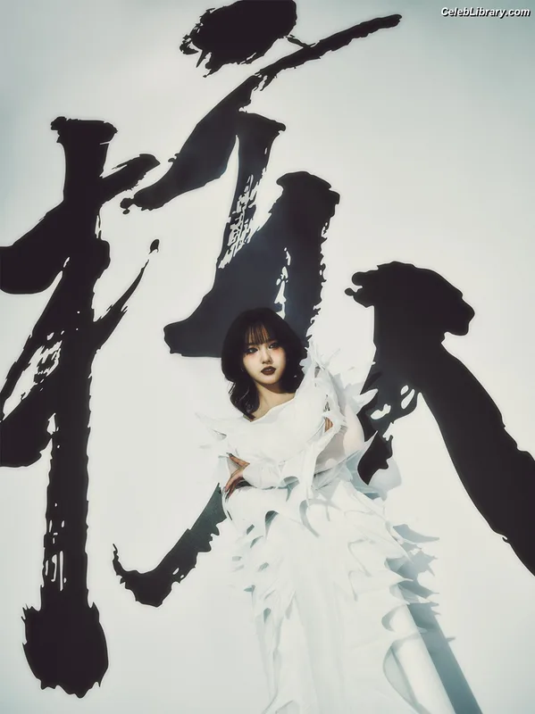 XG (Kpop) photo 12 of 3042
