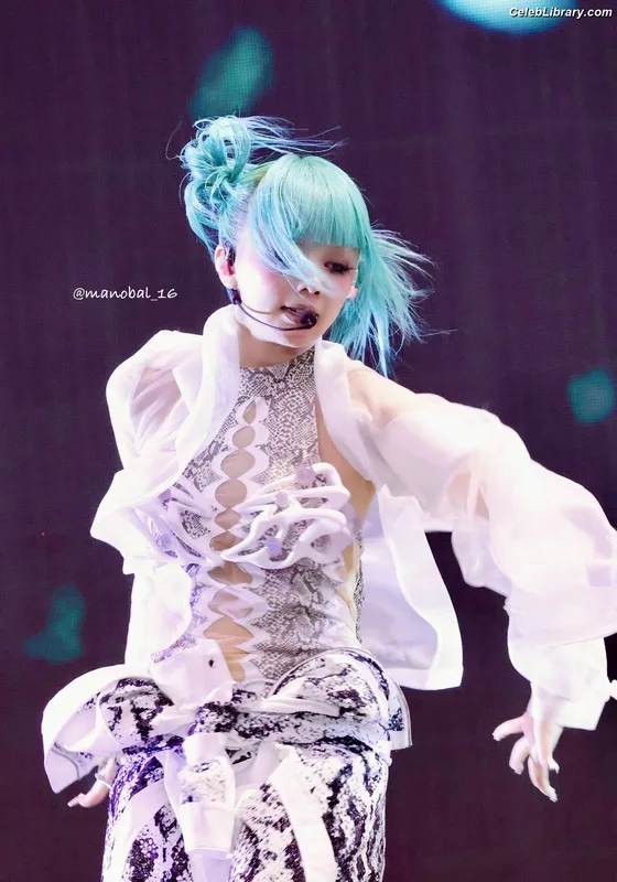 XG (Kpop) photo 24 of 3042