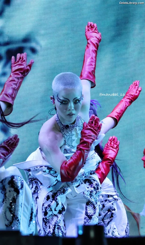 XG (Kpop) photo 24 of 3042