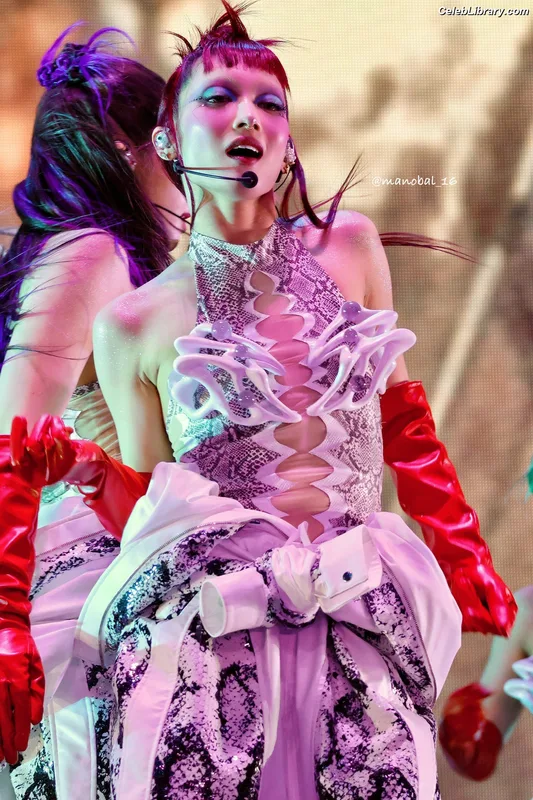 XG (Kpop) photo 4 of 3042
