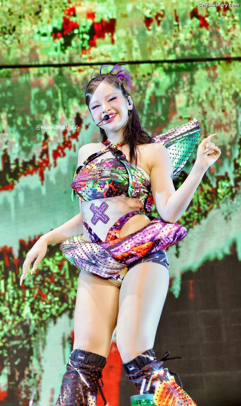XG (Kpop) photo 10 of 3042