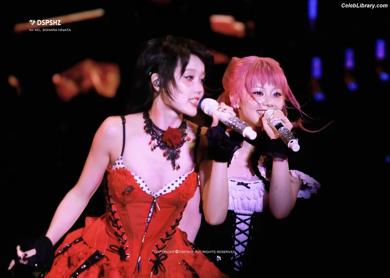 XG (Kpop) photo 2 of 3042