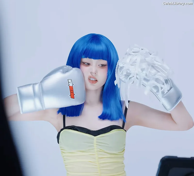 XG (Kpop) photo 23 of 3042