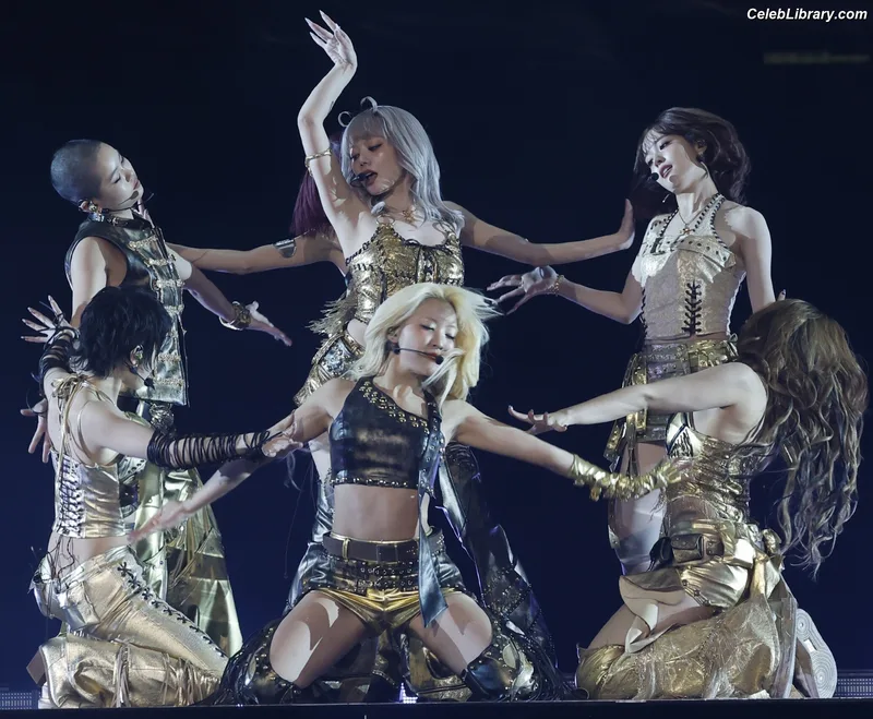 XG (Kpop) photo 21 of 3042