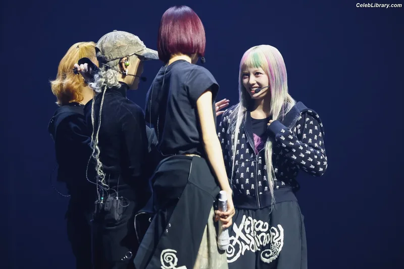 XG (Kpop) photo 12 of 3042
