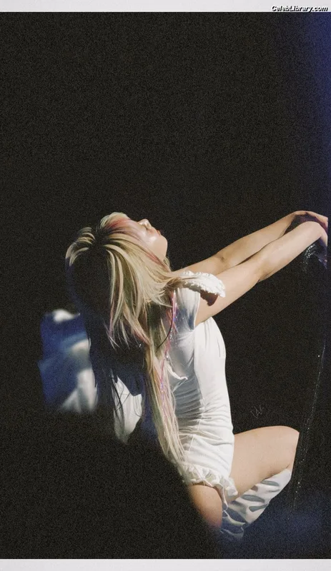 XG (Kpop) photo 18 of 3042