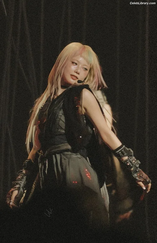 XG (Kpop) photo 22 of 3042