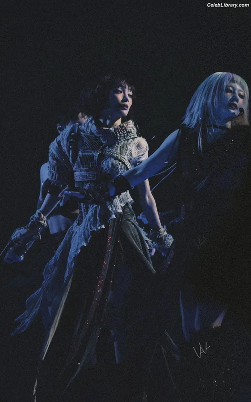 XG (Kpop) photo 4 of 3042
