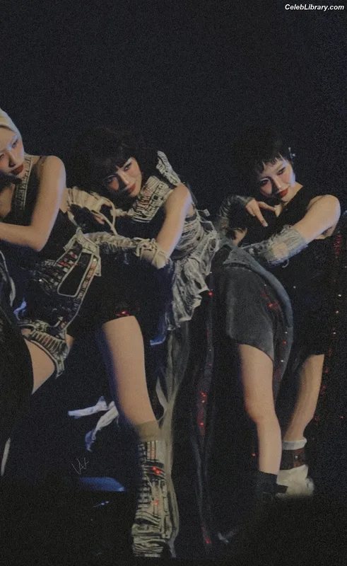 XG (Kpop) photo 5 of 3042