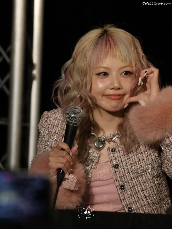 XG (Kpop) photo 14 of 3042