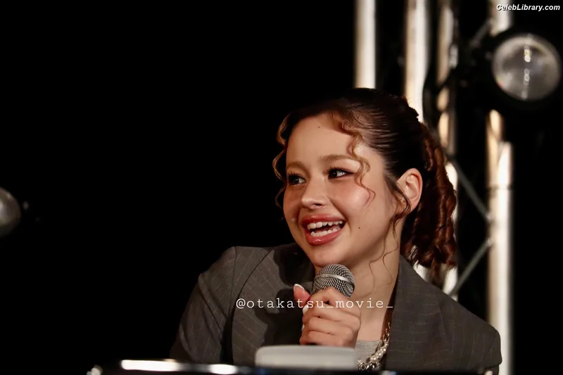 XG (Kpop) photo 4 of 3042