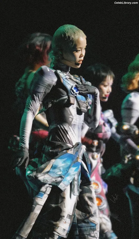 XG (Kpop) photo 20 of 3042