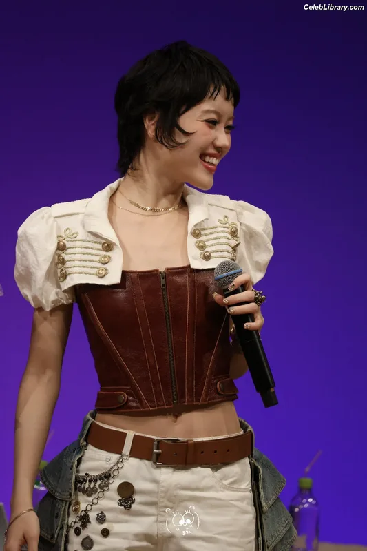 XG (Kpop) photo 11 of 3042