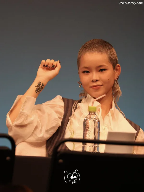 XG (Kpop) photo 13 of 3042