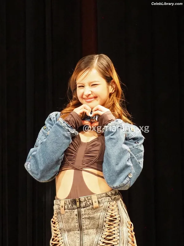 XG (Kpop) photo 21 of 3042