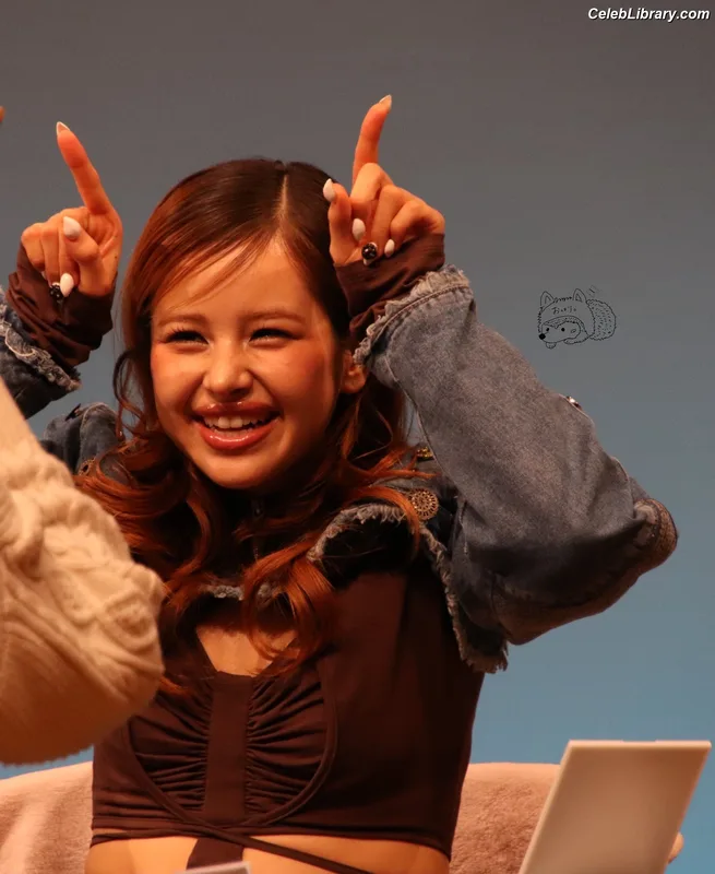 XG (Kpop) photo 15 of 3042