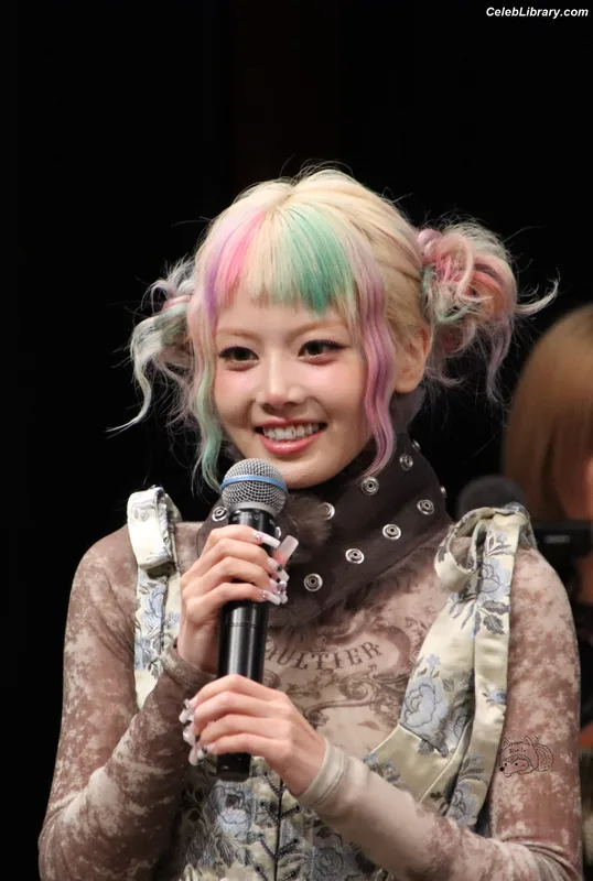 XG (Kpop) photo 17 of 3042