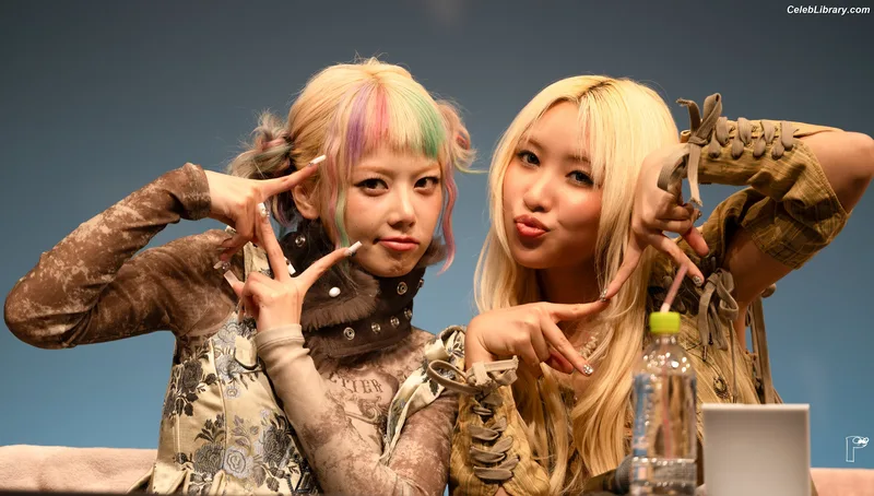 XG (Kpop) photo 2 of 3042
