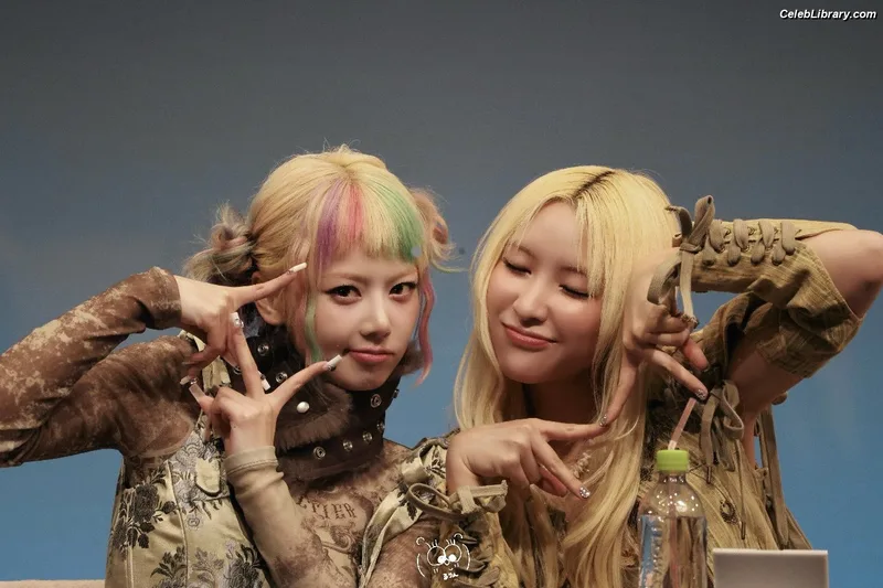 XG (Kpop) photo 6 of 3042