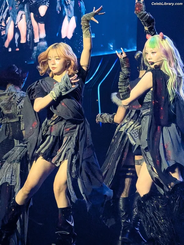 XG (Kpop) photo 19 of 3042