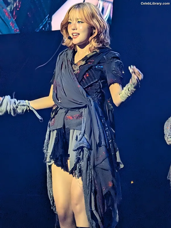 XG (Kpop) photo 6 of 3042