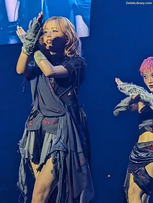 XG (Kpop) photo 7 of 3042