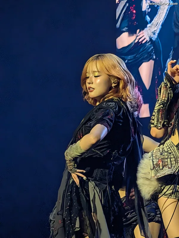 XG (Kpop) photo 9 of 3042