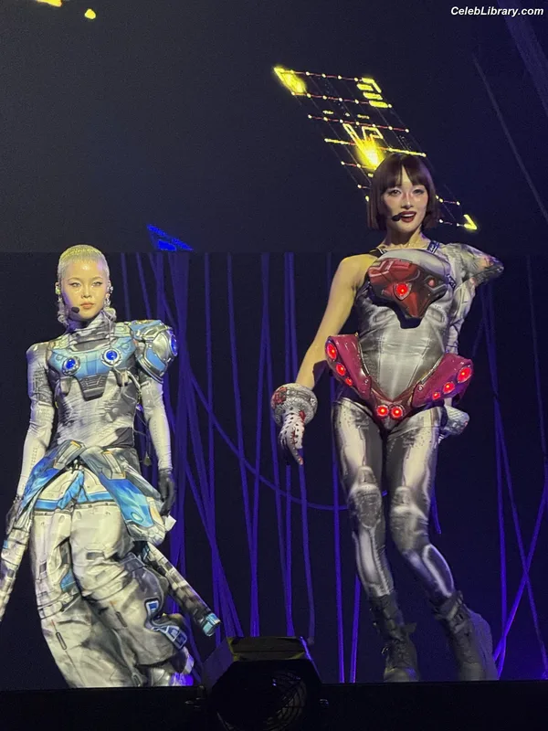 XG (Kpop) photo 18 of 3042