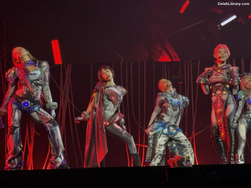 XG (Kpop) photo 5 of 3042