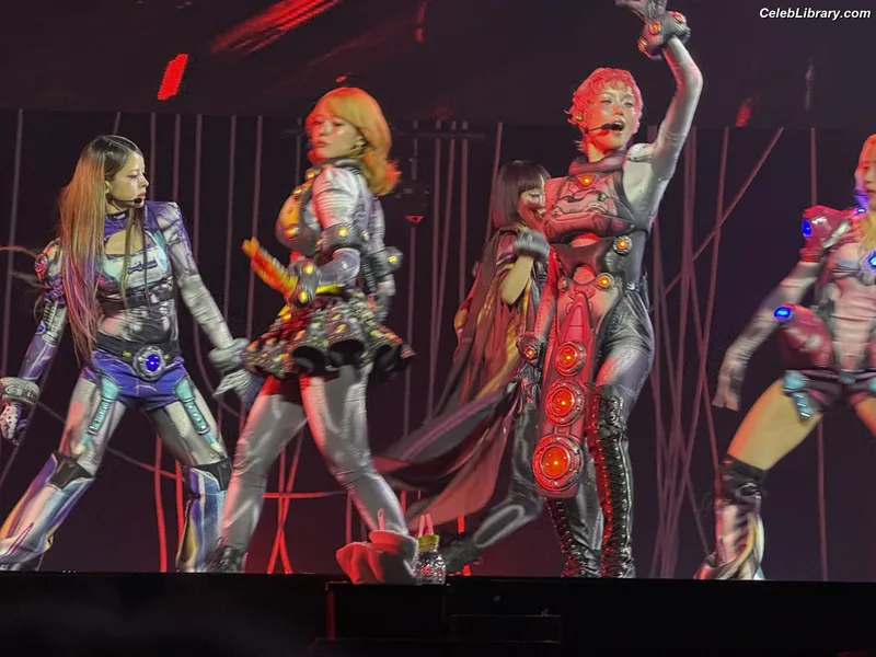 XG (Kpop) photo 7 of 3042