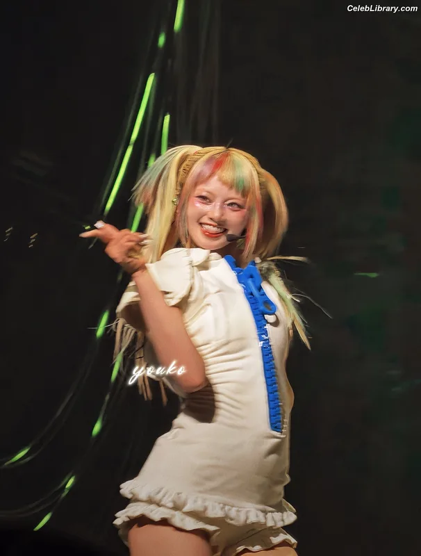 XG (Kpop) photo 14 of 3042