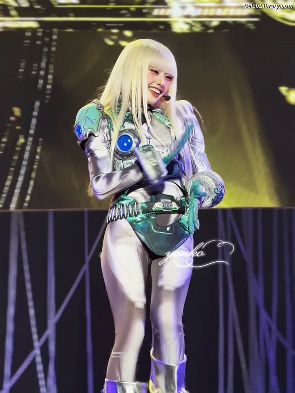 XG (Kpop) photo 17 of 3042