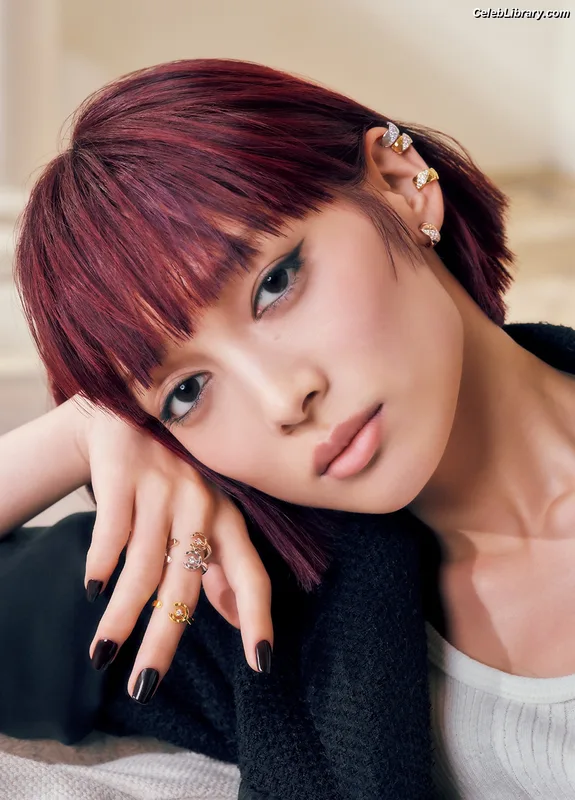 XG (Kpop) photo 4 of 3042