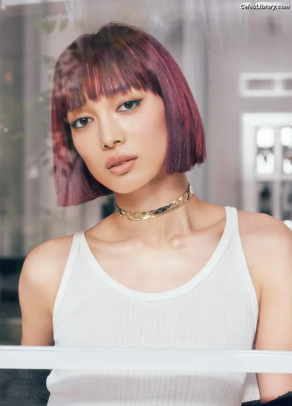XG (Kpop) photo 5 of 3042