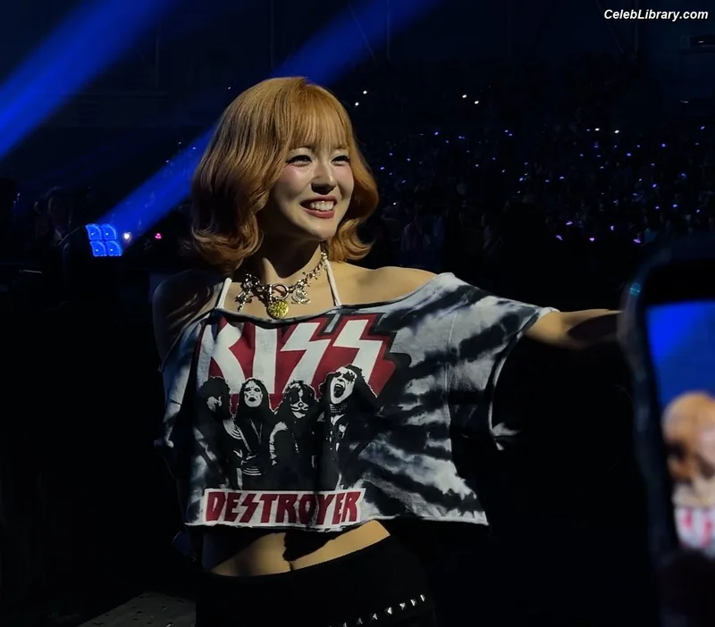 XG (Kpop) photo 12 of 3042
