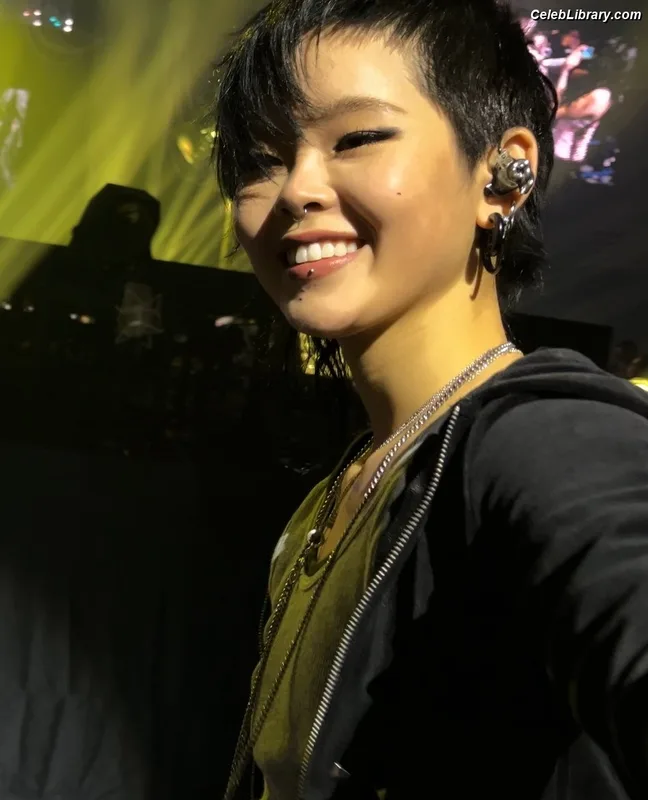 XG (Kpop) photo 13 of 3042
