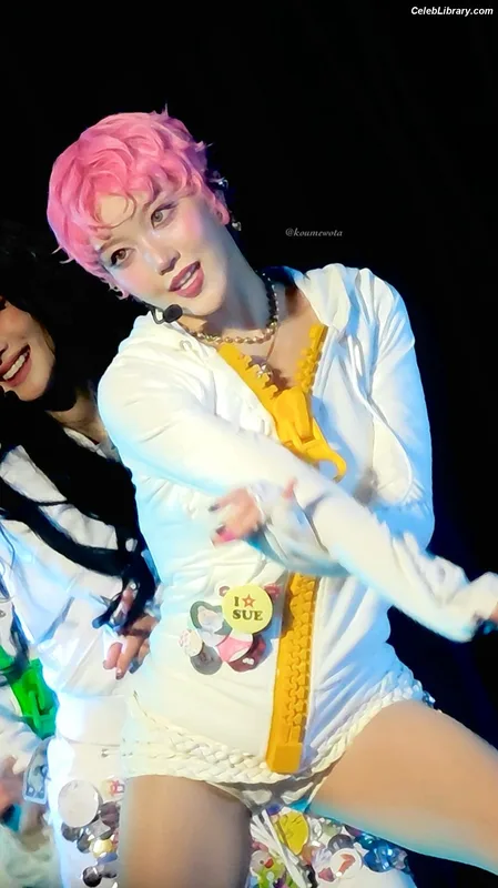 XG (Kpop) photo 8 of 3042