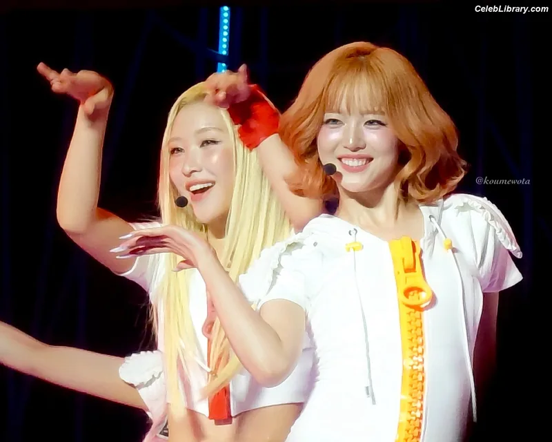 XG (Kpop) photo 13 of 3042